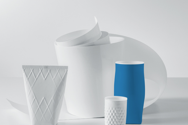 BillerudKorsnäs' fleksible FreeForm papirlaminat kan anvendes til tuber, bægre og æsker i stedet for formstøbt plastic